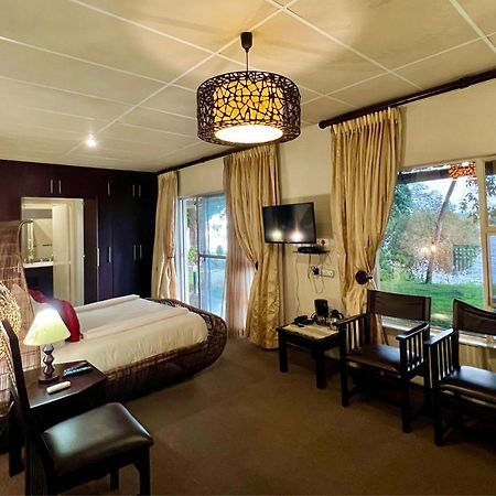Protea Hotel By Marriott Zambezi River Lodge Katima Mulilo Eksteriør bilde